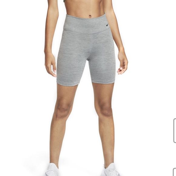 Nike Womens Bike Short - Picture 1 of 5